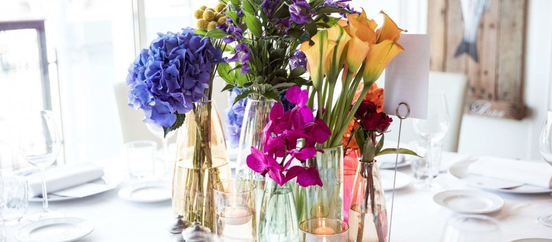 Como decorar e harmonizar a sua casa usando flores na decoração - Acqua  Aroma